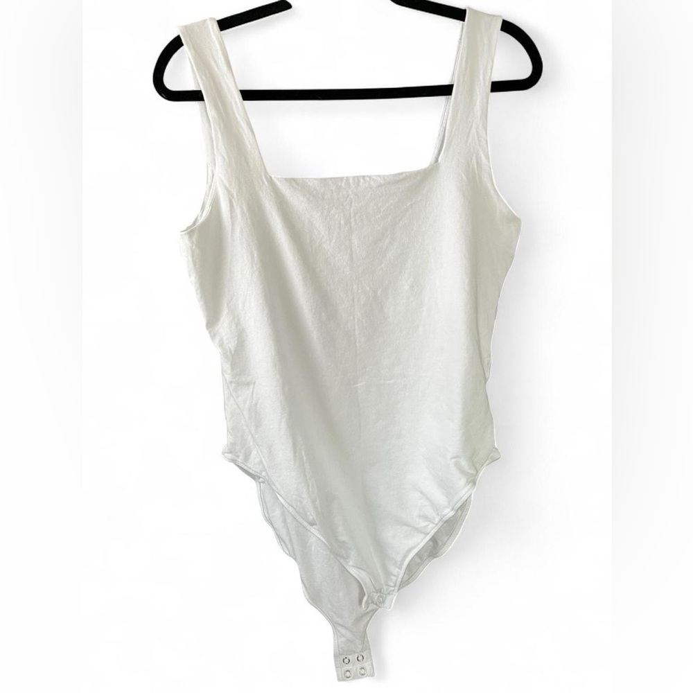 Old Navy Classic White Tank Top Square Neck Bodysuit Size XL